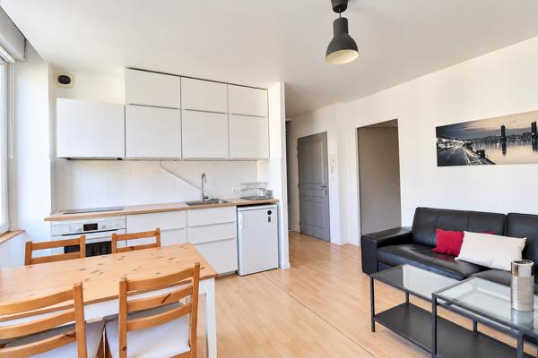 BORDEAUX BASTIDE – Immeuble mixte de 10pièces