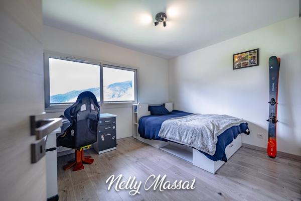 Villa récente à La Biolle - vue dégagée, piscine, 5 chambres - 205 M2 habitable