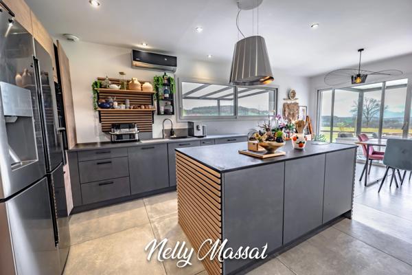 Villa récente à La Biolle - vue dégagée, piscine, 5 chambres - 205 M2 habitable