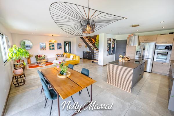 Villa récente à La Biolle - vue dégagée, piscine, 5 chambres - 205 M2 habitable