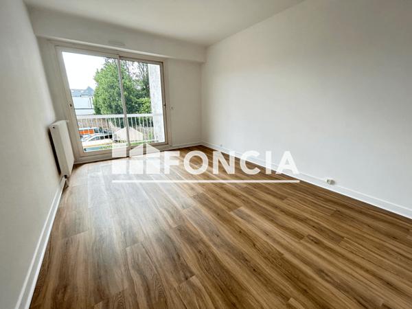 Location Appartement 3 pièces 83.37 m² - 19 RUE PASTEUR Vannes 56000