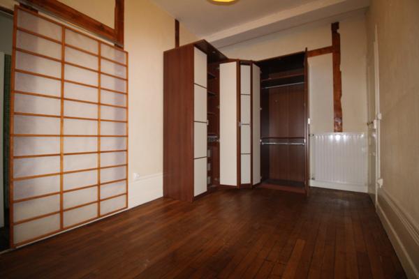 Lyon (69002) T3 meublé au coeur de lyon rue Grenette, Disponible courant décembre !