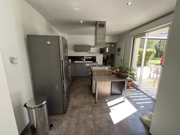 Superbe maison familiale avec piscine chauffée