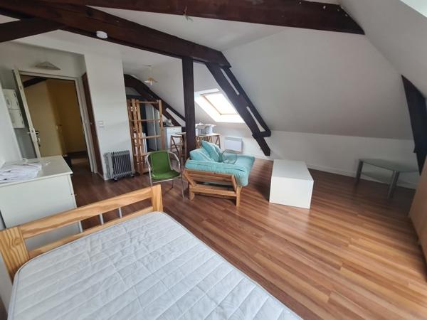 Immeuble à vendre 337 920 € Issoudun 298 m² DPE D