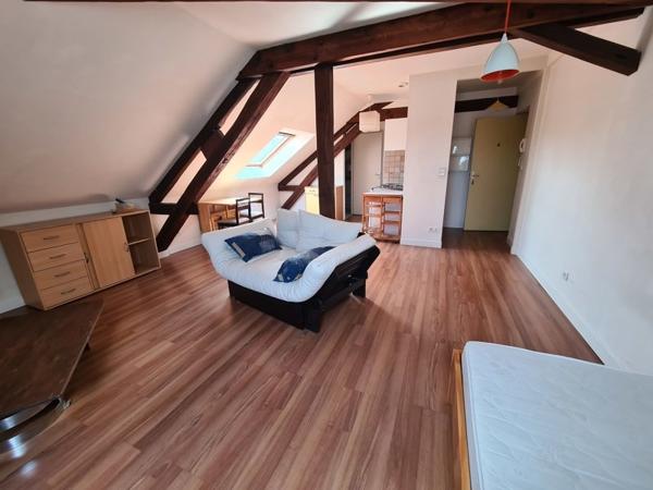 Immeuble à vendre 337 920 € Issoudun 298 m² DPE D
