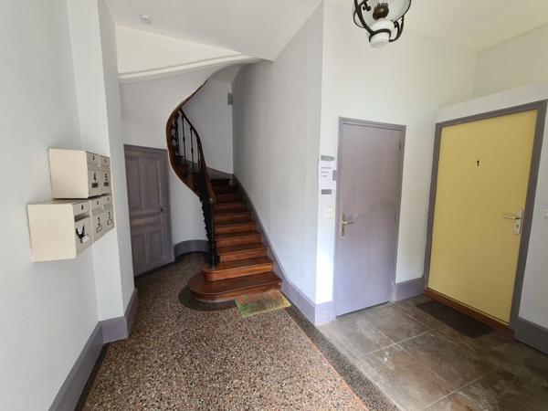 Immeuble à vendre 337 920 € Issoudun 298 m² DPE D