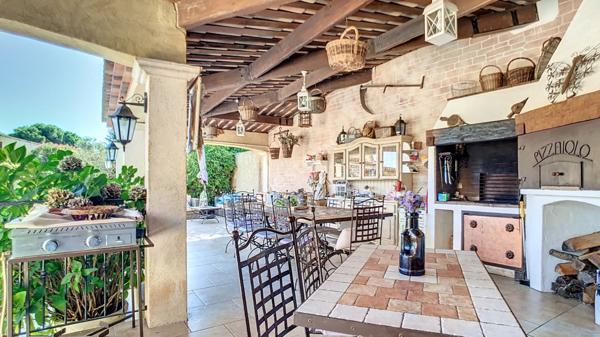 Terrain à bâtir à Gignac-la-Nerthe avec piscine - 289 000 €