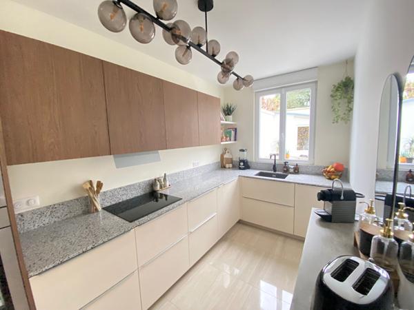 Maison ENTIEREMENT RENOVÉE à vendre au centre de Saint Quentin