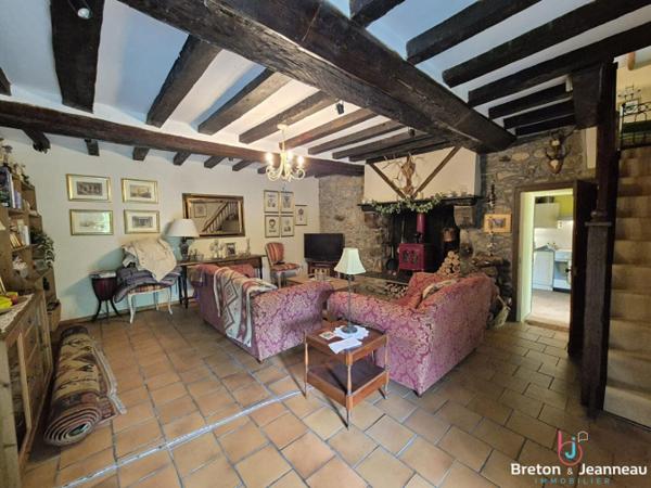 Maison de Campagne entre Bais et Mayenne