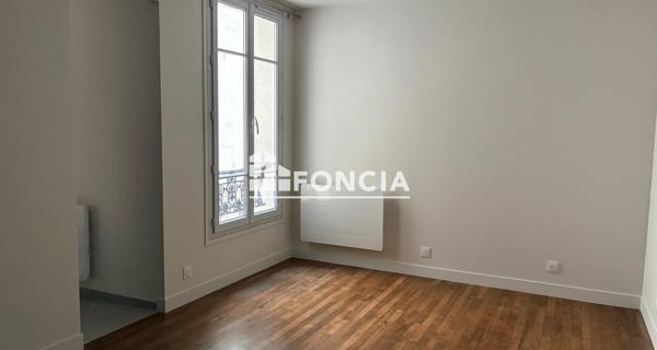 Location Studio 28.59 m² - Paris 75020