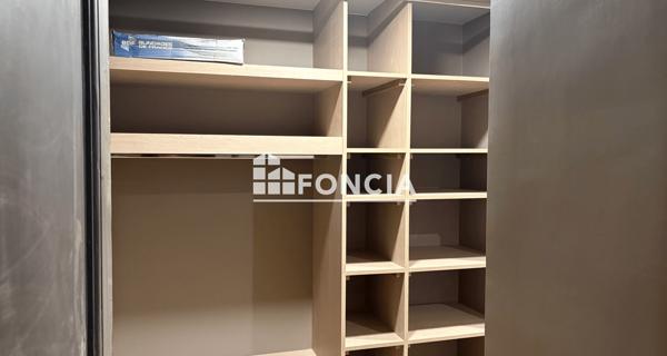 Location Studio 28.59 m² - Paris 75020