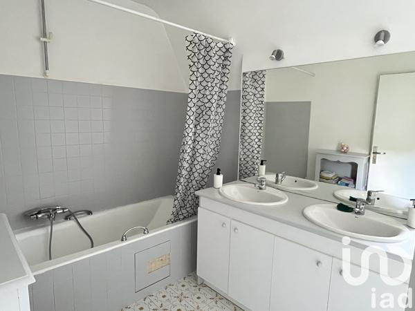 Maison à vendre 5 pièces 105 m² Saint-Aubin-d'Aubigné