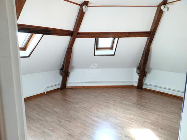 Appartement Nanterre 4 pièce(s) 75.64m² €425 000 ** - Référence 15332