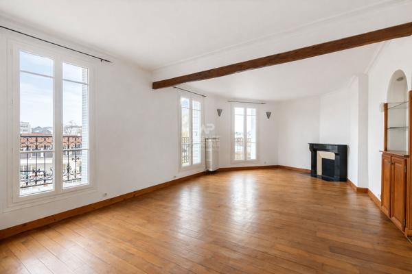 Appartement Nanterre 4 pièce(s) 75.64m² €425 000 ** - Référence 15332