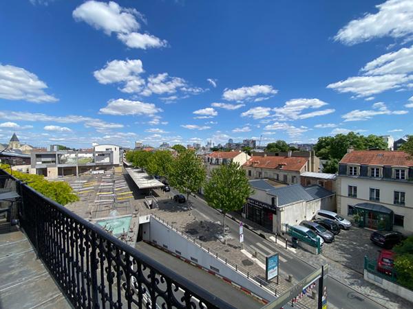 Appartement Nanterre 4 pièce(s) 75.64m² €425 000 ** - Référence 15332