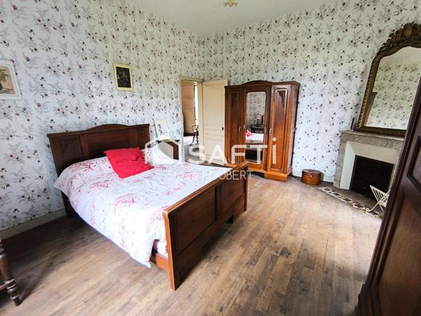 Maison de caractère plus dépendances sur + de 3 ha