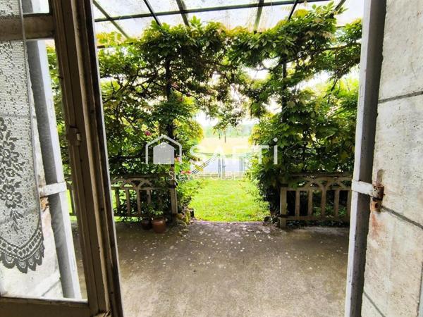 Maison de caractère plus dépendances sur + de 3 ha