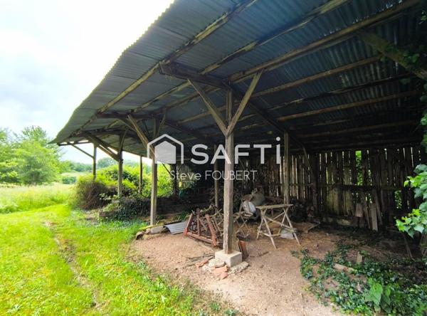 Maison de caractère plus dépendances sur + de 3 ha