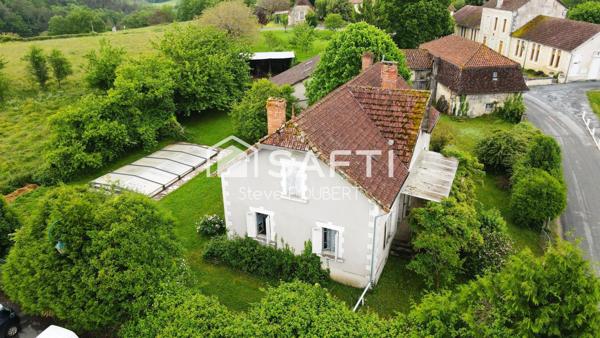 Maison de caractère plus dépendances sur + de 3 ha
