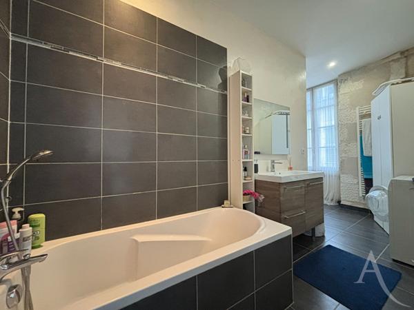 Bel appartement 2 pièces dans le coeur historique de Bourges