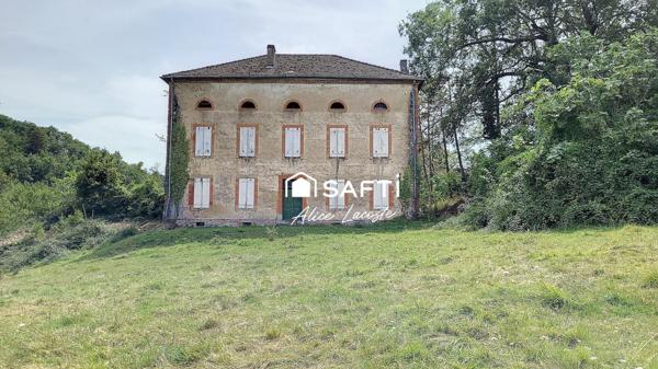 Maison de maître avec dependance en pierre à rénover