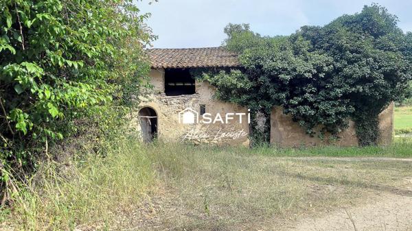 Maison de maître avec dependance en pierre à rénover