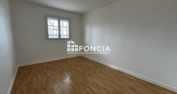 À vendre Appartement 4 pièces 74.75 m² - Saint-brieuc 22000