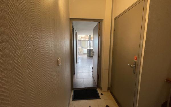 Appartement à vendre    2 pièces • 42,79 m2 Reims