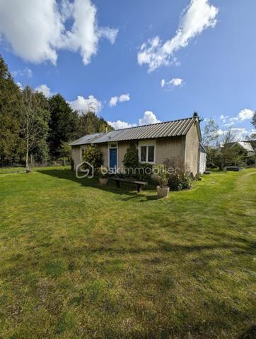 Terrain de 4 442 m²