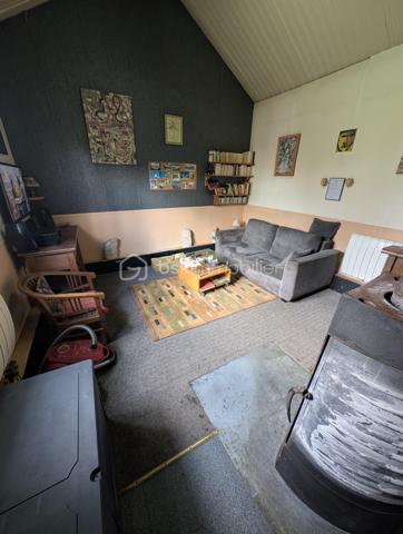 Terrain de 4 442 m²