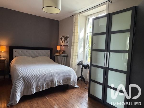 Maison à vendre 9 pièces 240 m² Moncoutant-sur-Sèvre