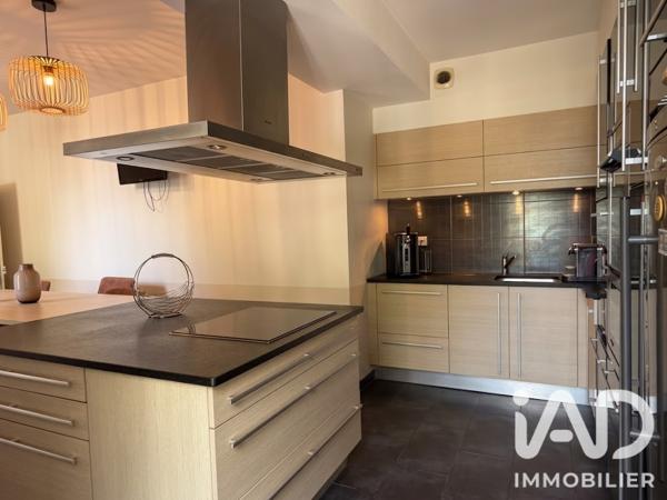 Maison à vendre 9 pièces 240 m² Moncoutant-sur-Sèvre