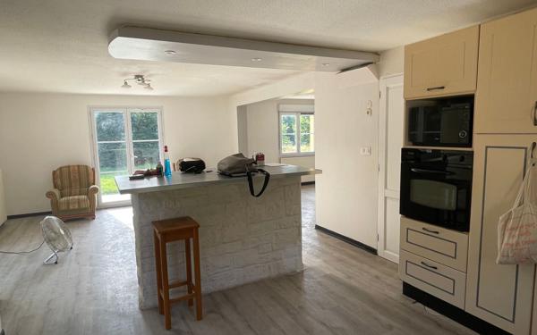 Maison à vendre    5 pièces • 190 m2 Saint-Lothain