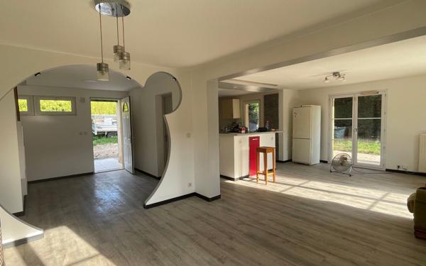 Maison à vendre    5 pièces • 190 m2 Saint-Lothain