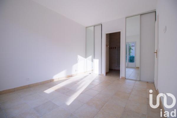 Maison traditionnelle 6 pièces de 170 m² à Contes (06390)