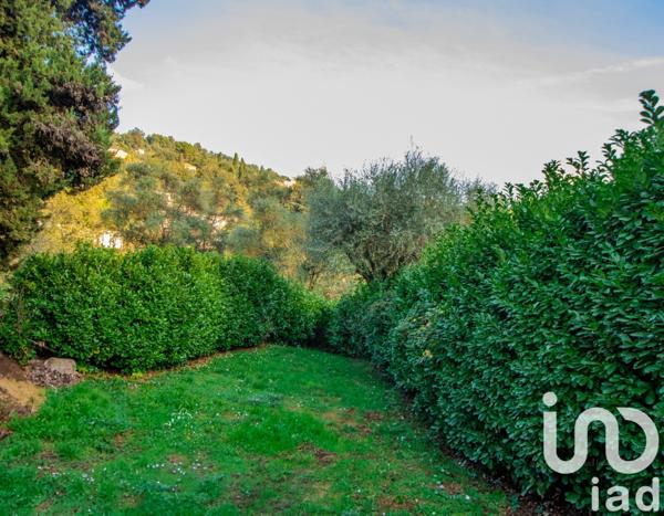 Maison traditionnelle 6 pièces de 170 m² à Contes (06390)