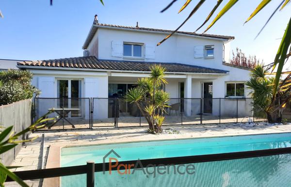 MAISON D'ARCHITECTE - 6 PIECES - 184M2 AVEC PISCINE