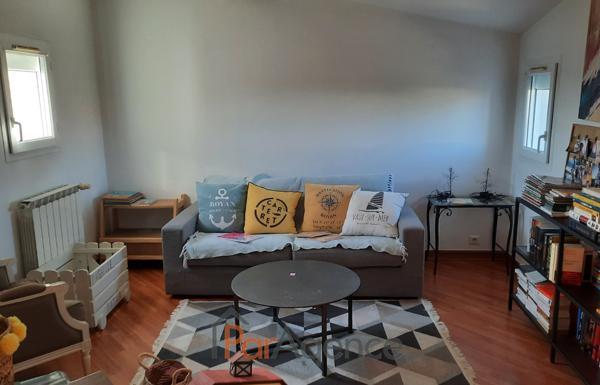 MAISON D'ARCHITECTE - 6 PIECES - 184M2 AVEC PISCINE