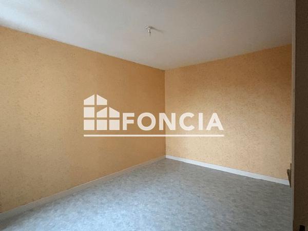 Location Appartement 3 pièces 63.69 m² - 42 RUE DU VIEUX PONT Chalonnes Sur Loire 49290