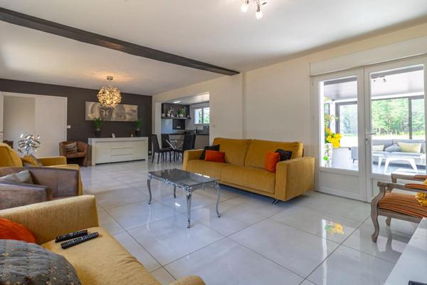 Maison Romorantin Lanthenay 9 pièce(s) 190 m2
