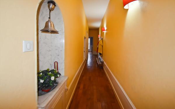 Appartement à vendre    5 pièces • 188,30 m2 Roanne