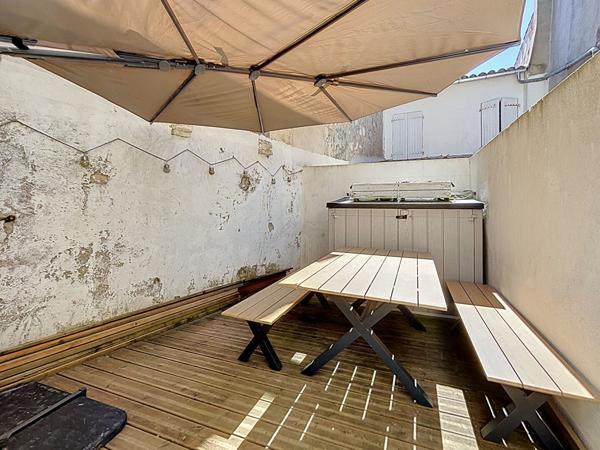 Maison de village au port de Saint-Martin de Ré, avec terrasse privative