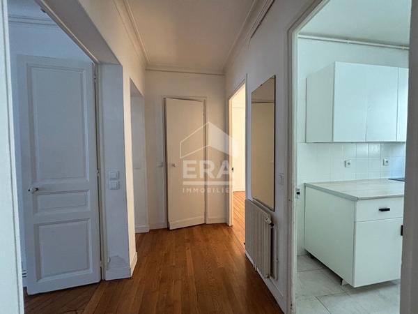 Grand 3 pièces non meublé avec balcon proche Victor Hugo