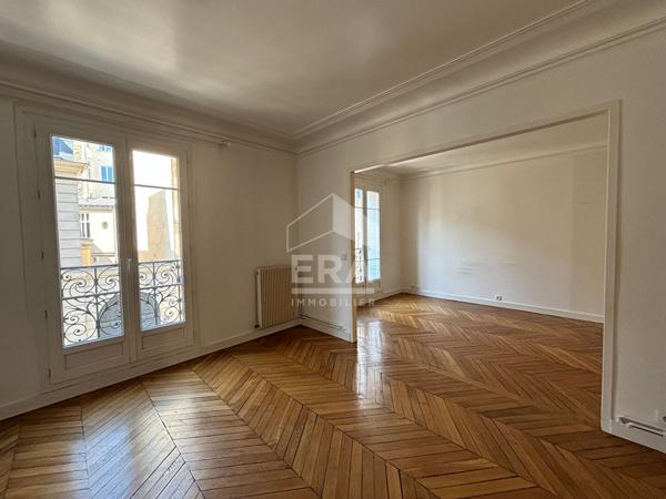 Grand 3 pièces non meublé avec balcon proche Victor Hugo