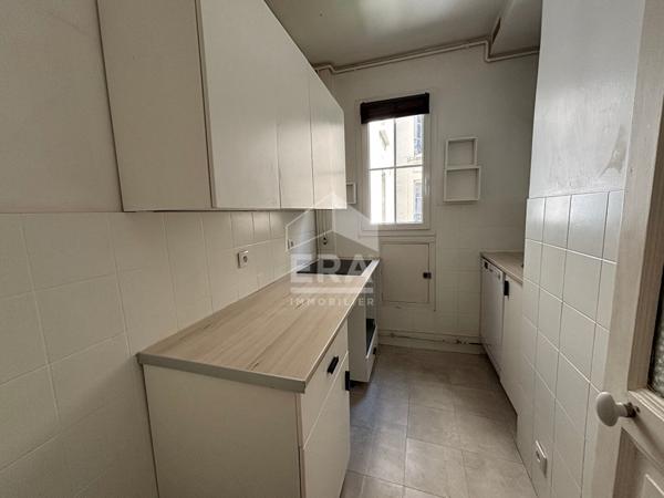 Grand 3 pièces non meublé avec balcon proche Victor Hugo