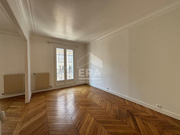 Grand 3 pièces non meublé avec balcon proche Victor Hugo