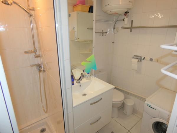 T2 meublé 1er étage proche mer