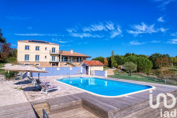 Maison à vendre 10 pièces 485 m² Sainte-Livrade-sur-Lot