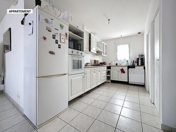 Ensemble immobilier a vendre a Champtoceaux - maison + appartement + studio