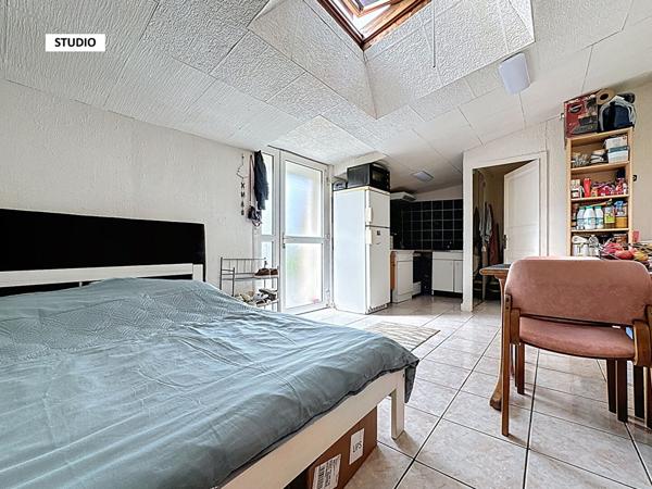 Ensemble immobilier a vendre a Champtoceaux - maison + appartement + studio